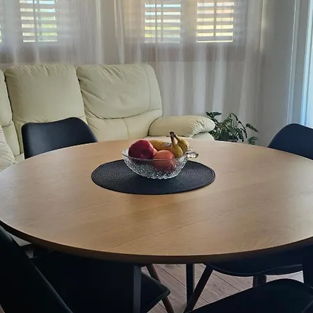 Guest house Apartman Morena *